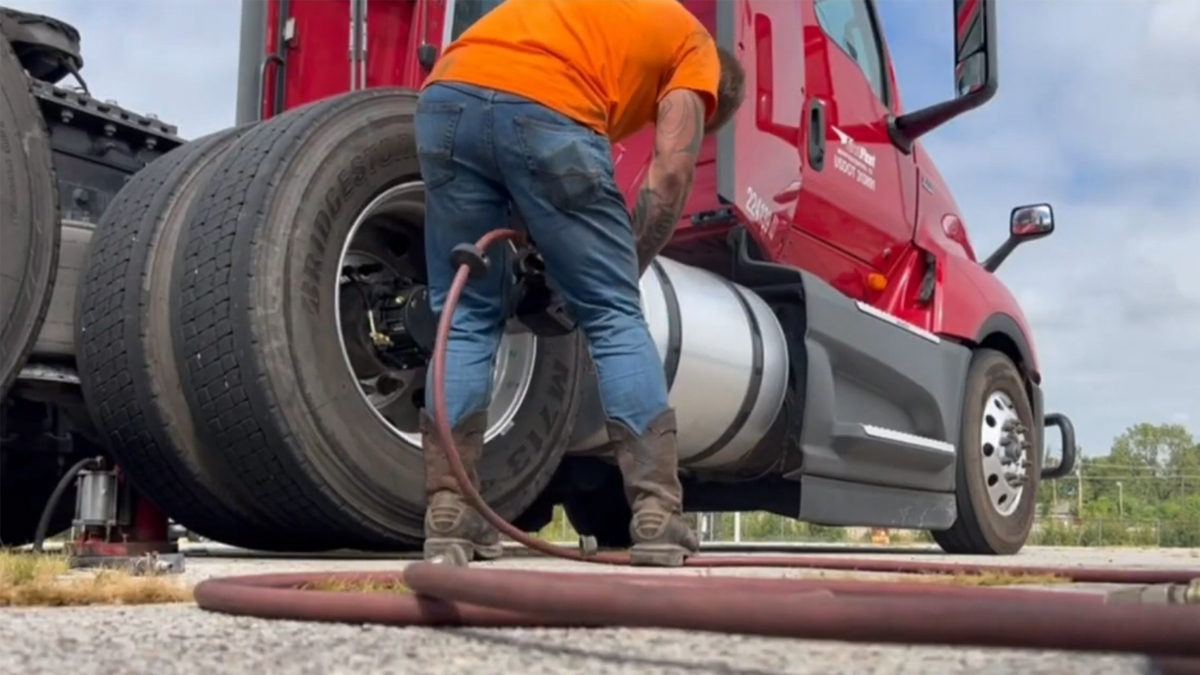 Tire Removal is Easy with Halo